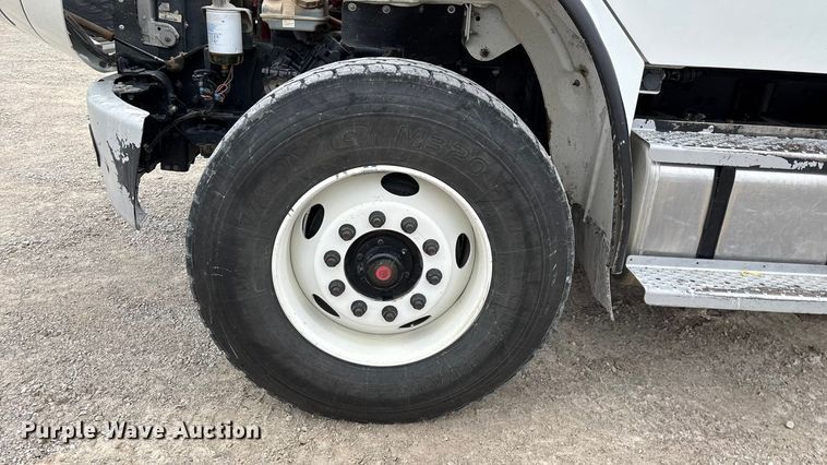 image for item ED2432 2012 Freightliner Business Class M2 digger derrick truck