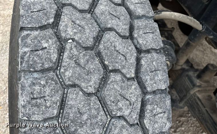 image for item ED2432 2012 Freightliner Business Class M2 digger derrick truck