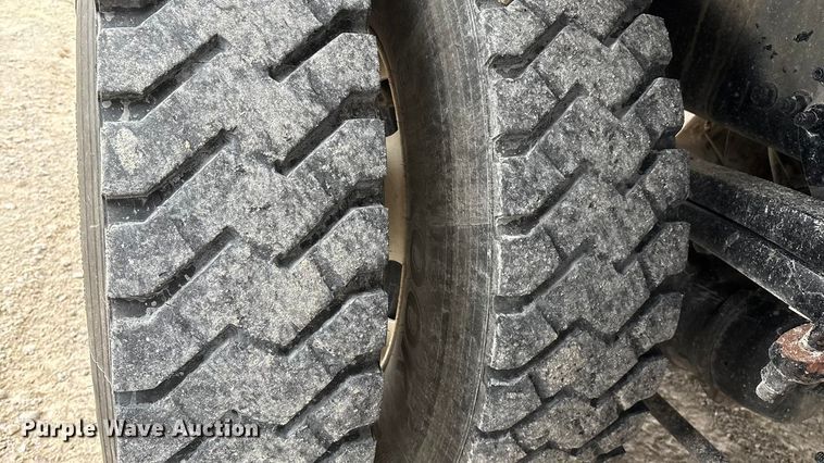 image for item ED2432 2012 Freightliner Business Class M2 digger derrick truck