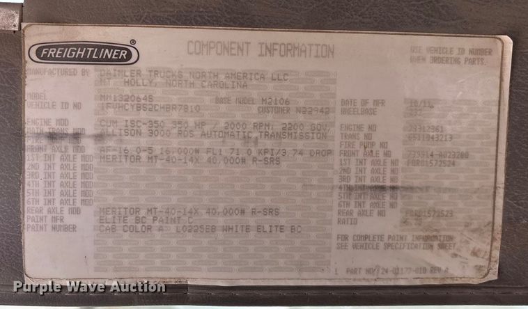 image for item ED2432 2012 Freightliner Business Class M2 digger derrick truck