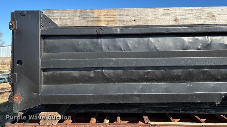 image for item ED2435 Dump truck bed