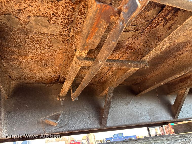 image for item ED2435 Dump truck bed