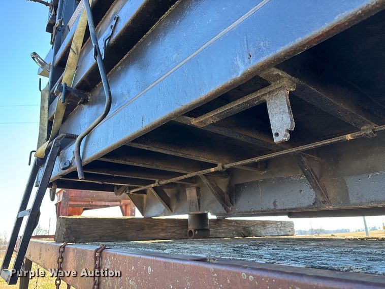 image for item ED2435 Dump truck bed