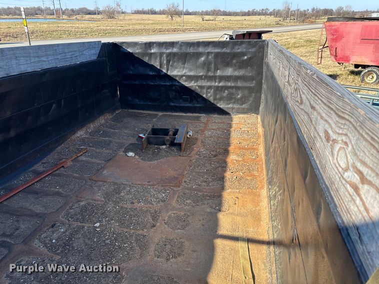 image for item ED2435 Dump truck bed
