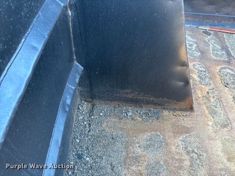 image for item ED2435 Dump truck bed