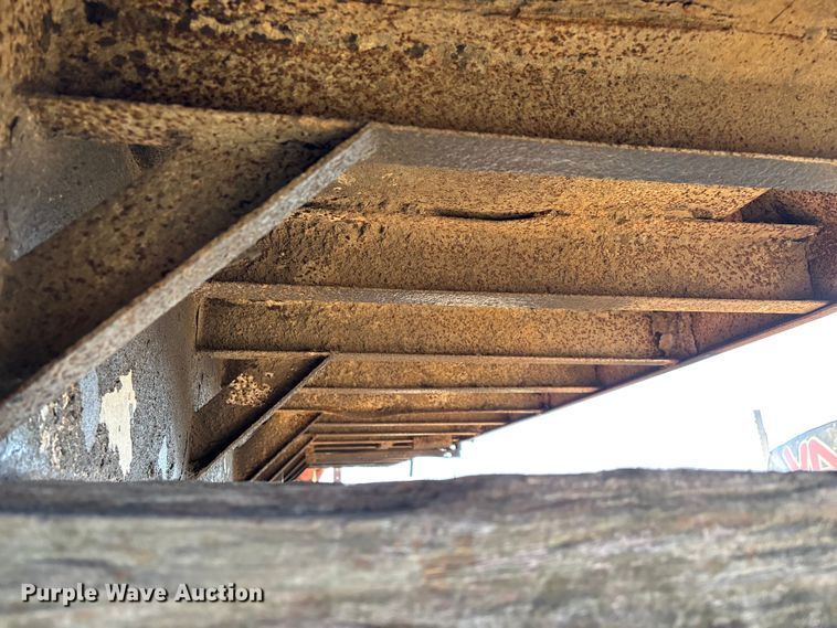 image for item ED2435 Dump truck bed