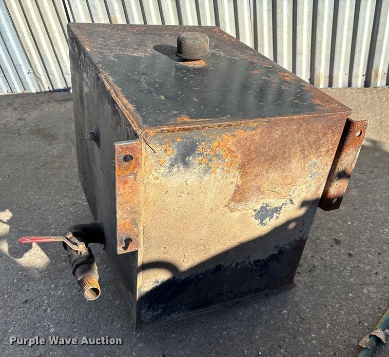 image for item ED2435 Dump truck bed