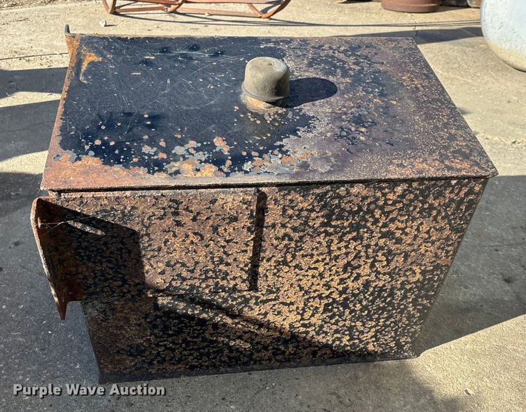 image for item ED2435 Dump truck bed
