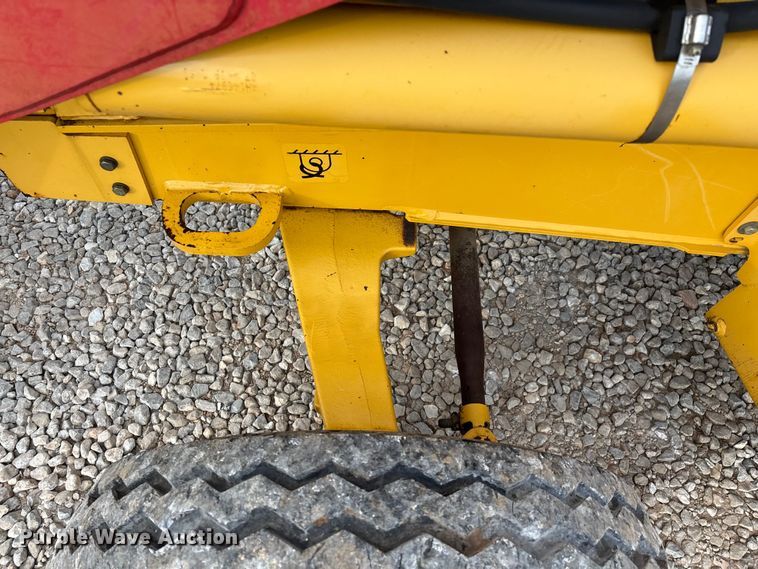 image for item ED2444 1999 John Deere 310E backhoe