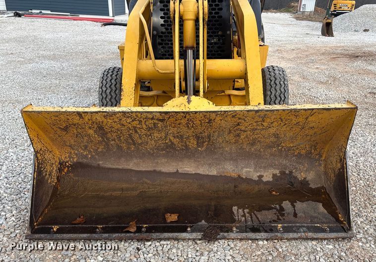 image for item ED2444 1999 John Deere 310E backhoe