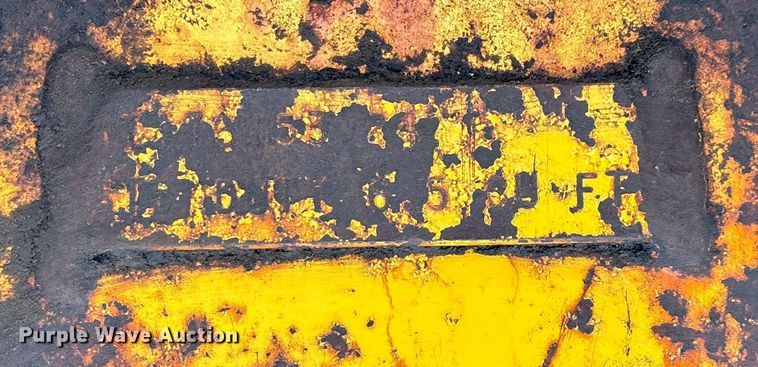 image for item ED2444 1999 John Deere 310E backhoe