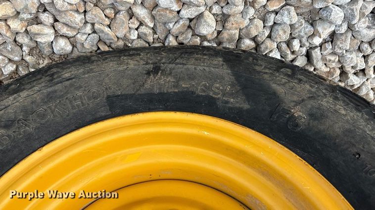 image for item ED2444 1999 John Deere 310E backhoe