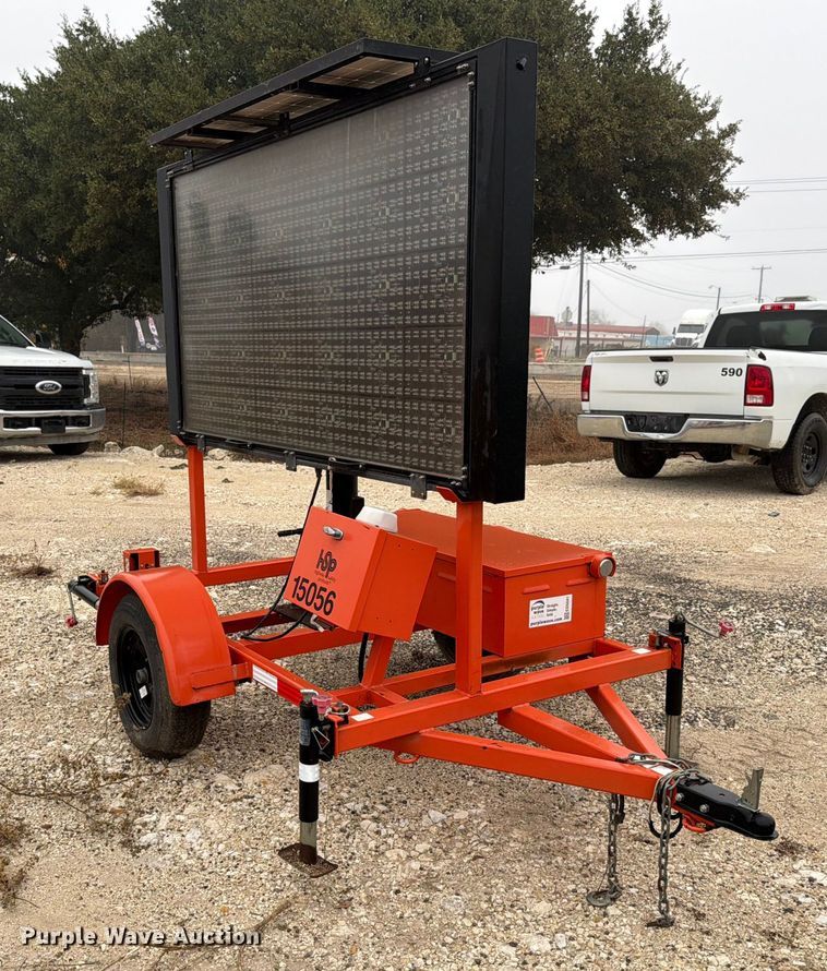 image for item ED5041 2017 Hi-Way Safety message board trailer