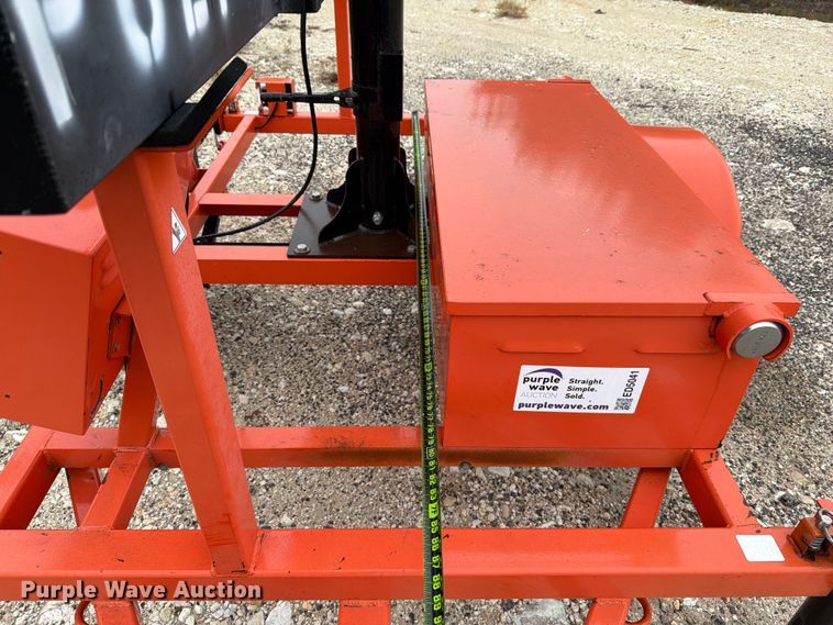 image for item ED5041 2017 Hi-Way Safety message board trailer