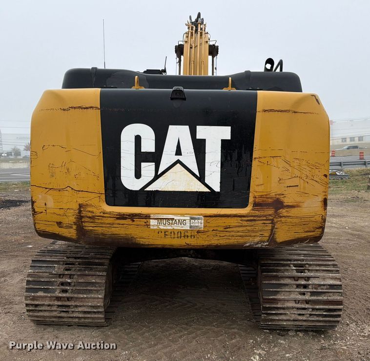 image for item ED5044 2015 Caterpillar 323F L excavator