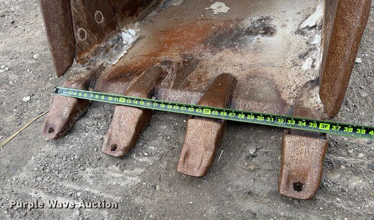 image for item ED5044 2015 Caterpillar 323F L excavator