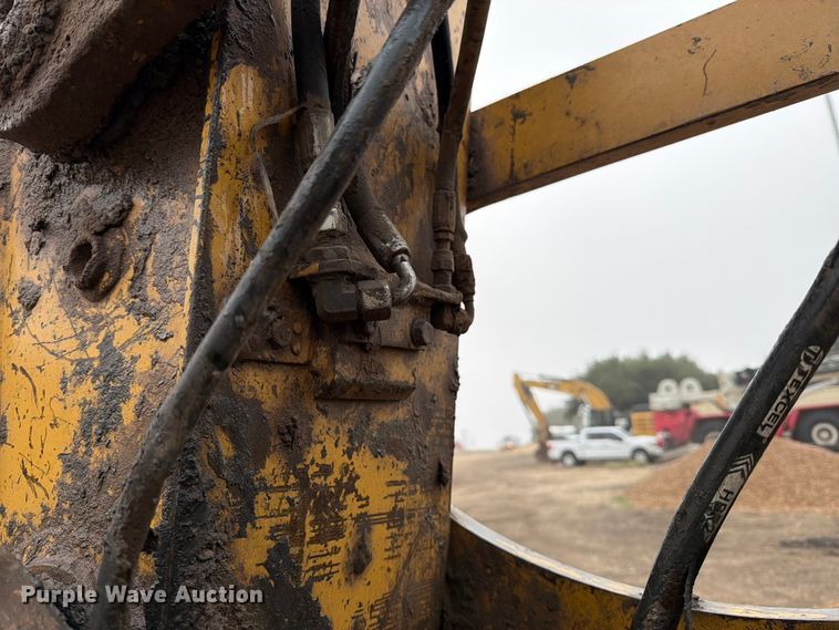 image for item ED5044 2015 Caterpillar 323F L excavator