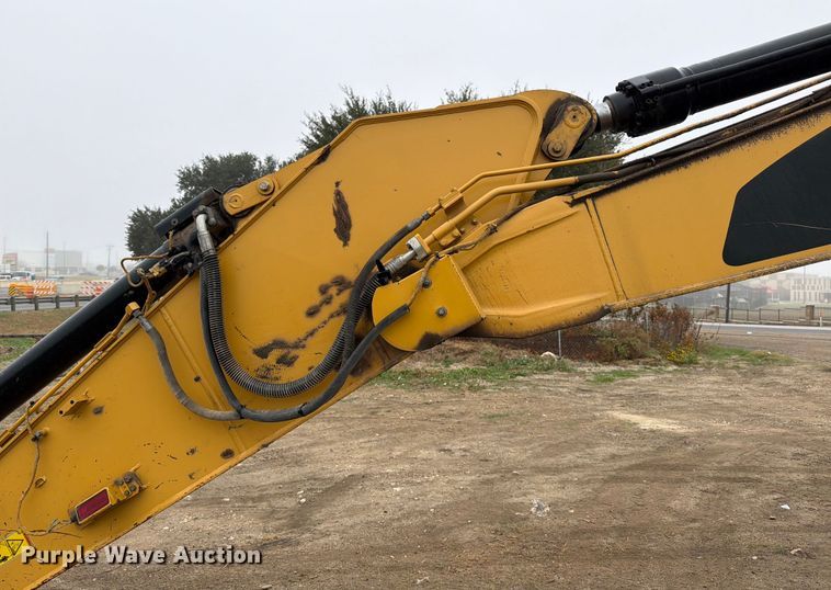 image for item ED5044 2015 Caterpillar 323F L excavator