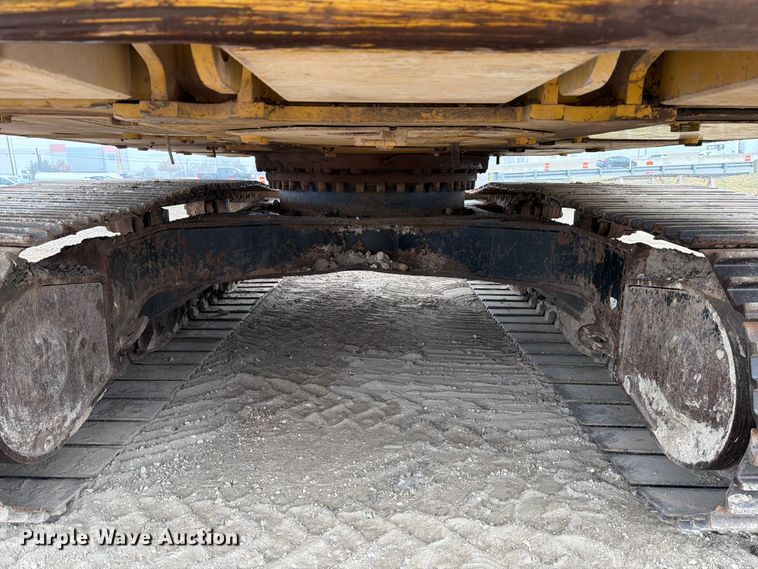 image for item ED5044 2015 Caterpillar 323F L excavator