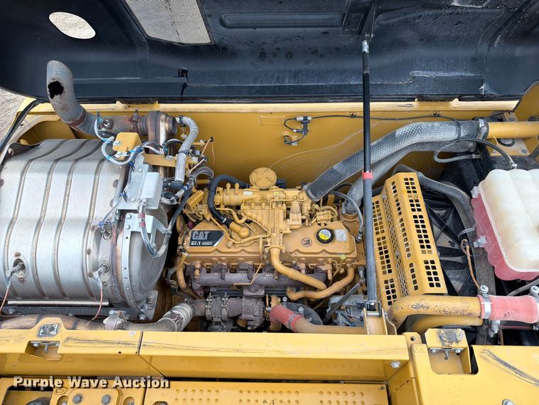 image for item ED5044 2015 Caterpillar 323F L excavator