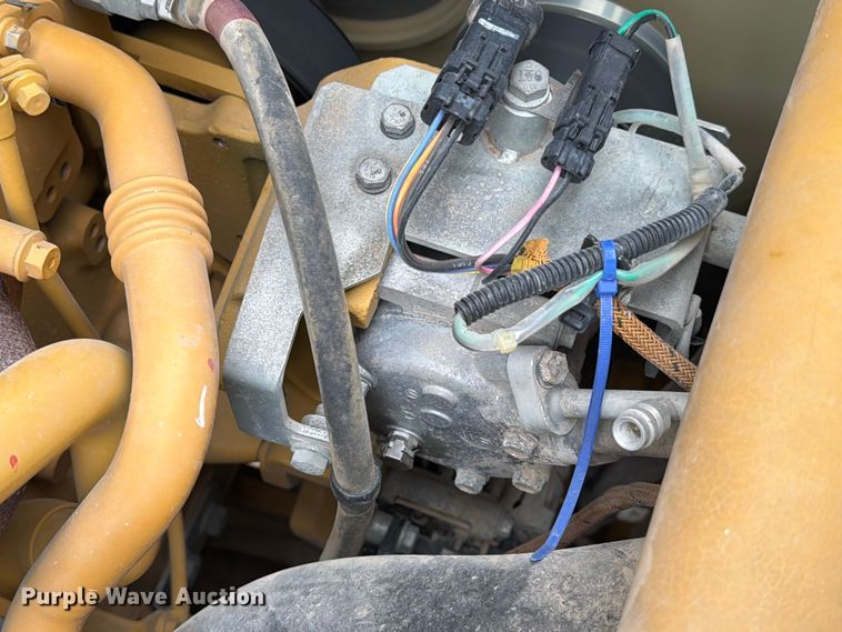 image for item ED5044 2015 Caterpillar 323F L excavator