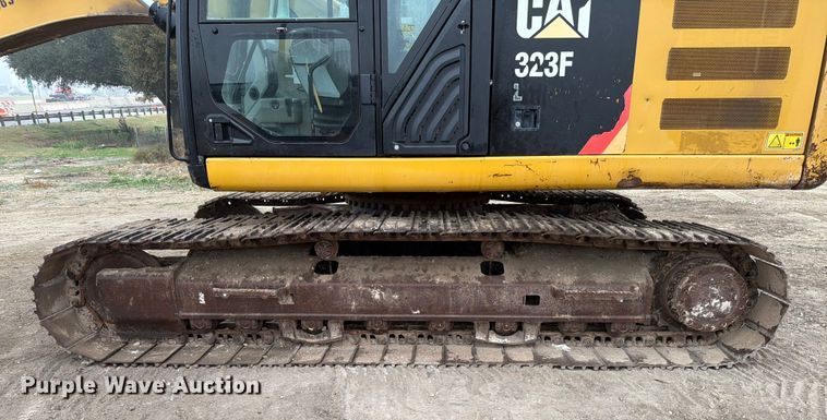 image for item ED5044 2015 Caterpillar 323F L excavator