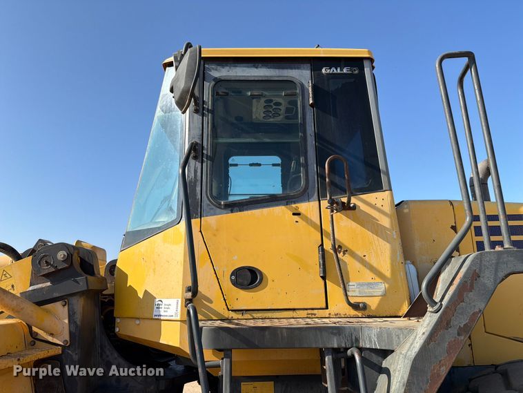 image for item ED5982 2004 Komatsu WA400-5L wheel loader