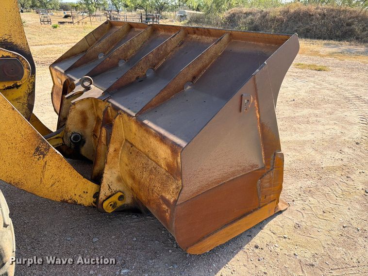 image for item ED5982 2004 Komatsu WA400-5L wheel loader