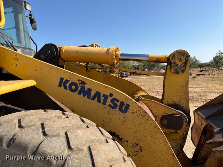 image for item ED5982 2004 Komatsu WA400-5L wheel loader