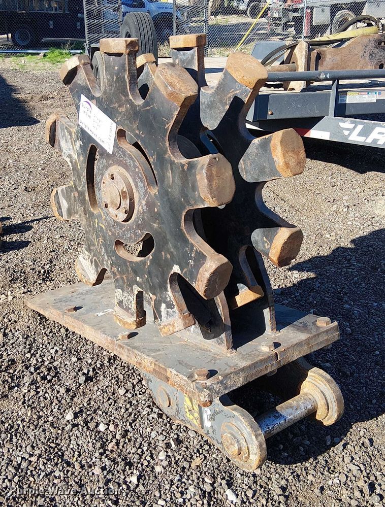 image for item EE5059 Rockland WI24-3 compaction wheel