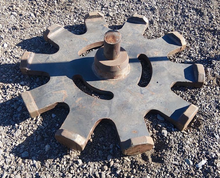 image for item EE5059 Rockland WI24-3 compaction wheel