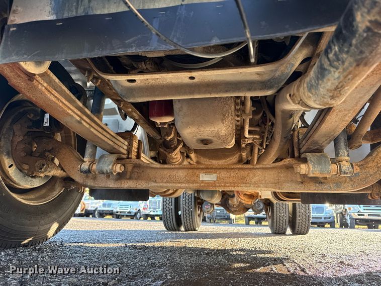 image for item EG1790 2018 Hino 338 tank truck