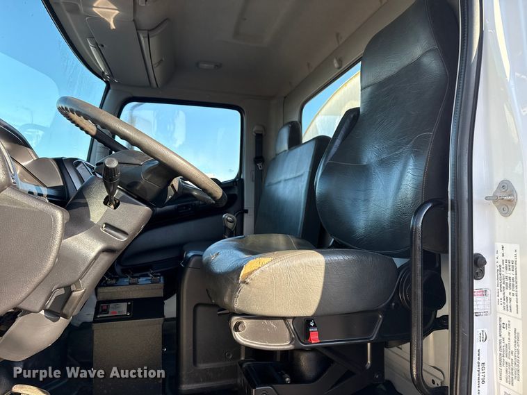 image for item EG1790 2018 Hino 338 tank truck