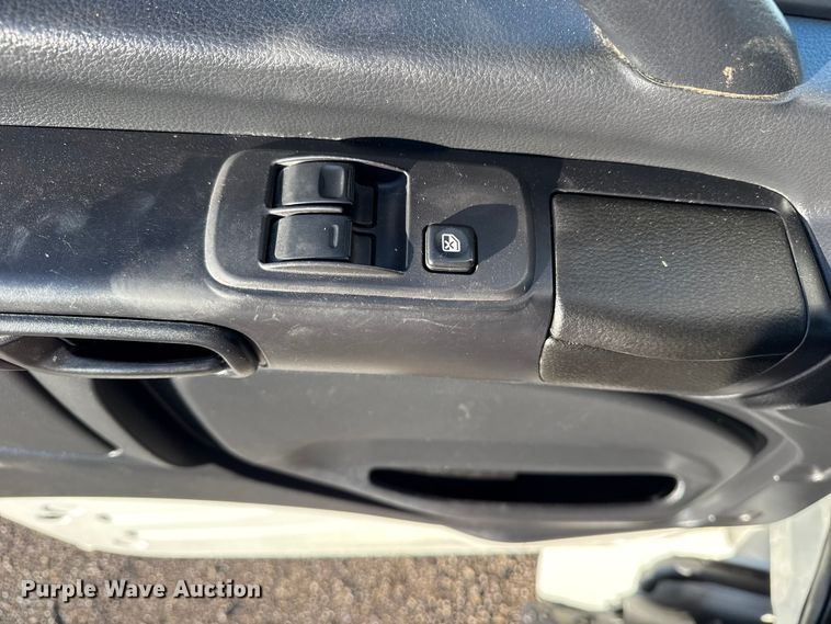 image for item EG1790 2018 Hino 338 tank truck