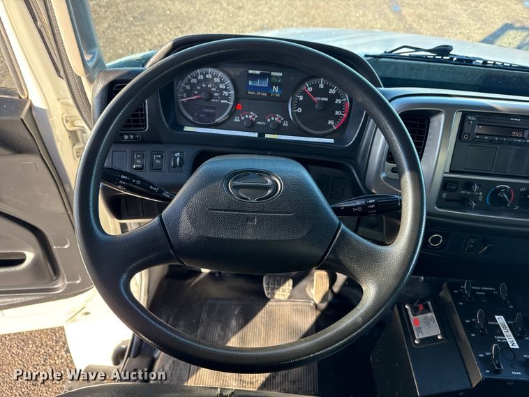 image for item EG1790 2018 Hino 338 tank truck