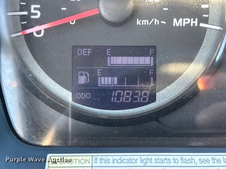 image for item EG1790 2018 Hino 338 tank truck