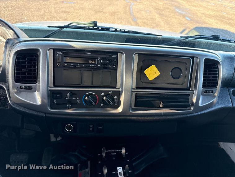 image for item EG1790 2018 Hino 338 tank truck