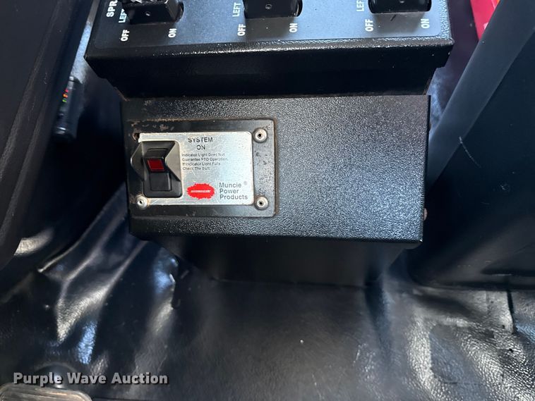 image for item EG1790 2018 Hino 338 tank truck