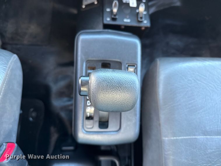 image for item EG1790 2018 Hino 338 tank truck