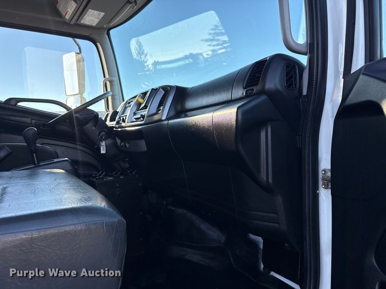 image for item EG1790 2018 Hino 338 tank truck