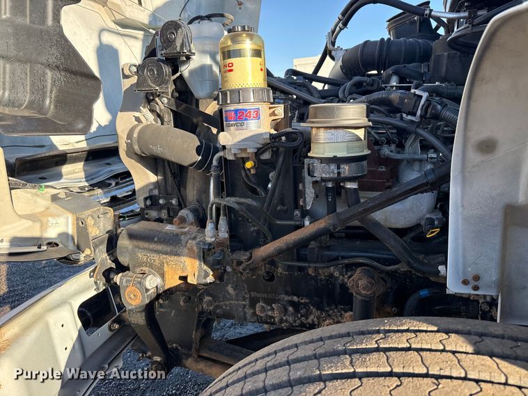 image for item EG1790 2018 Hino 338 tank truck