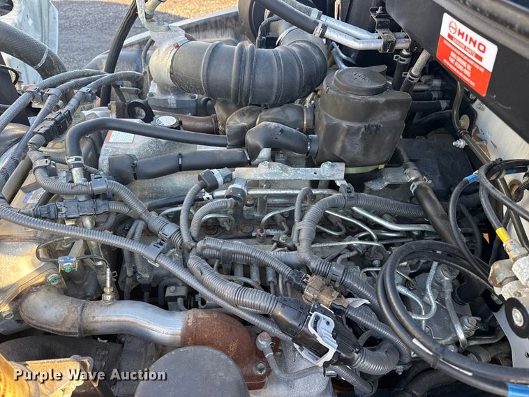 image for item EG1790 2018 Hino 338 tank truck