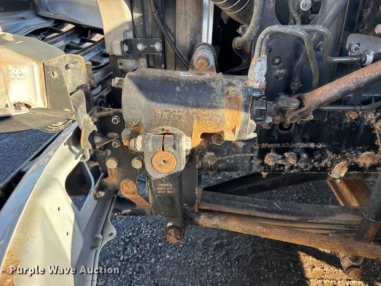 image for item EG1790 2018 Hino 338 tank truck