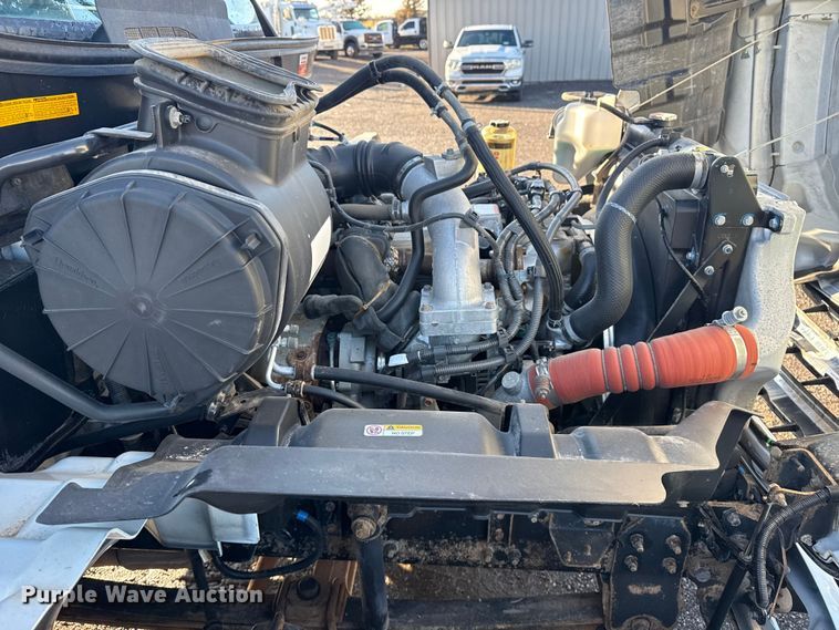 image for item EG1790 2018 Hino 338 tank truck