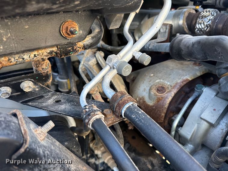 image for item EG1790 2018 Hino 338 tank truck