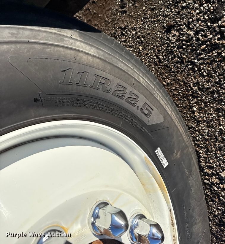 image for item EG1790 2018 Hino 338 tank truck