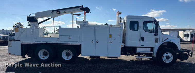 image for item EG1794 2010 Freightliner Business Class M2 crane truck