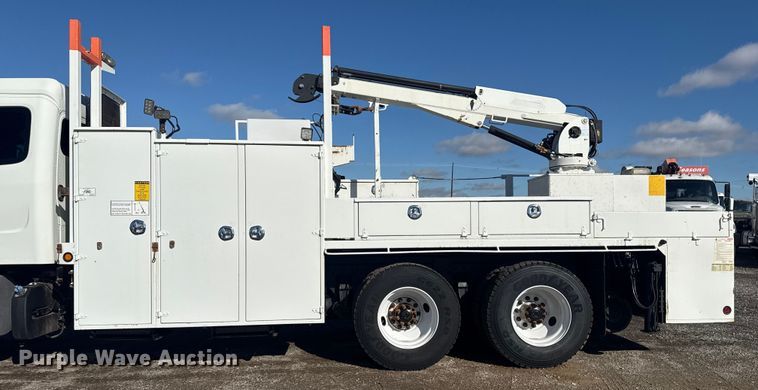 image for item EG1794 2010 Freightliner Business Class M2 crane truck