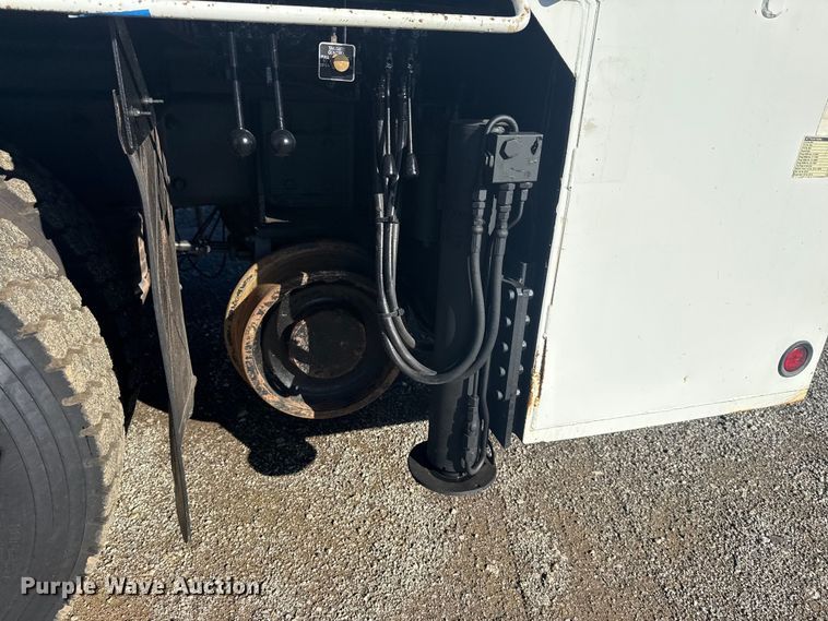 image for item EG1794 2010 Freightliner Business Class M2 crane truck