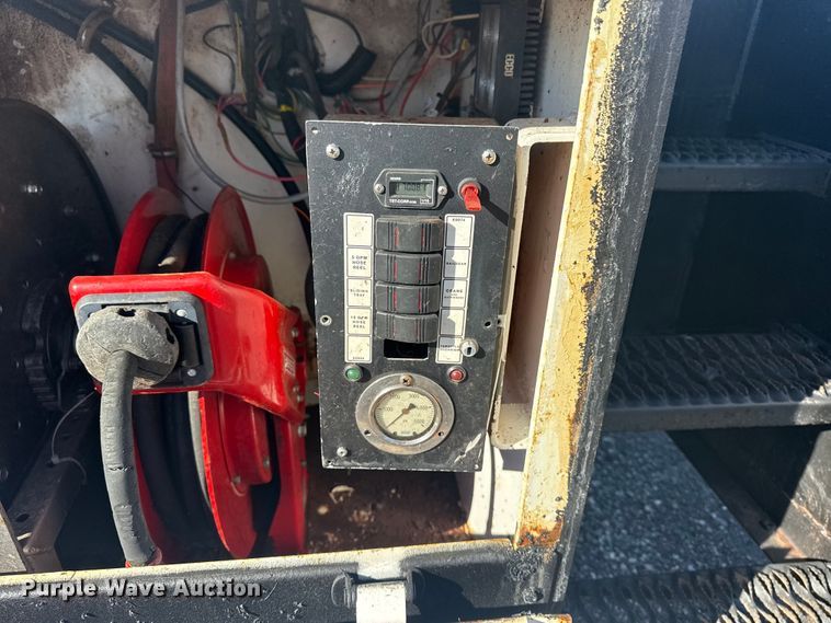 image for item EG1794 2010 Freightliner Business Class M2 crane truck